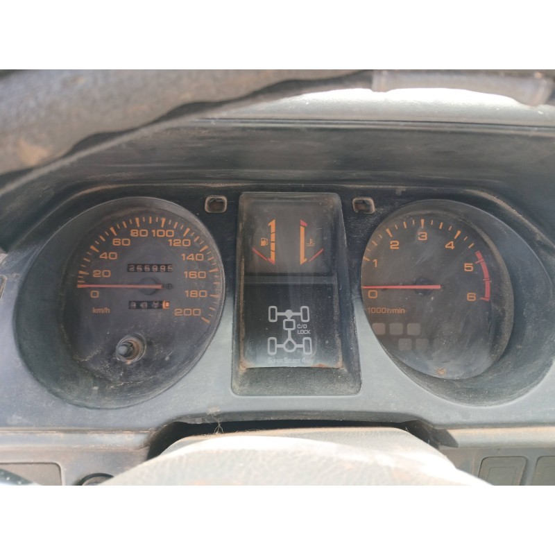 MITSUBISHI MONTERO   (V3_W, V2_W, V4_W, V5_W) 1995